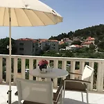 Apartment Villakamena *