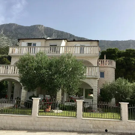 Villakamena Drvenik (Split-Dalmatia)