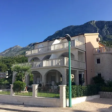 Villakamena Lejlighed