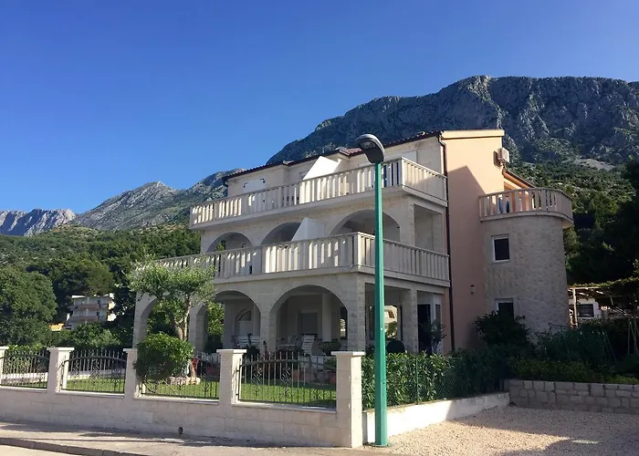 Villakamena 아파트